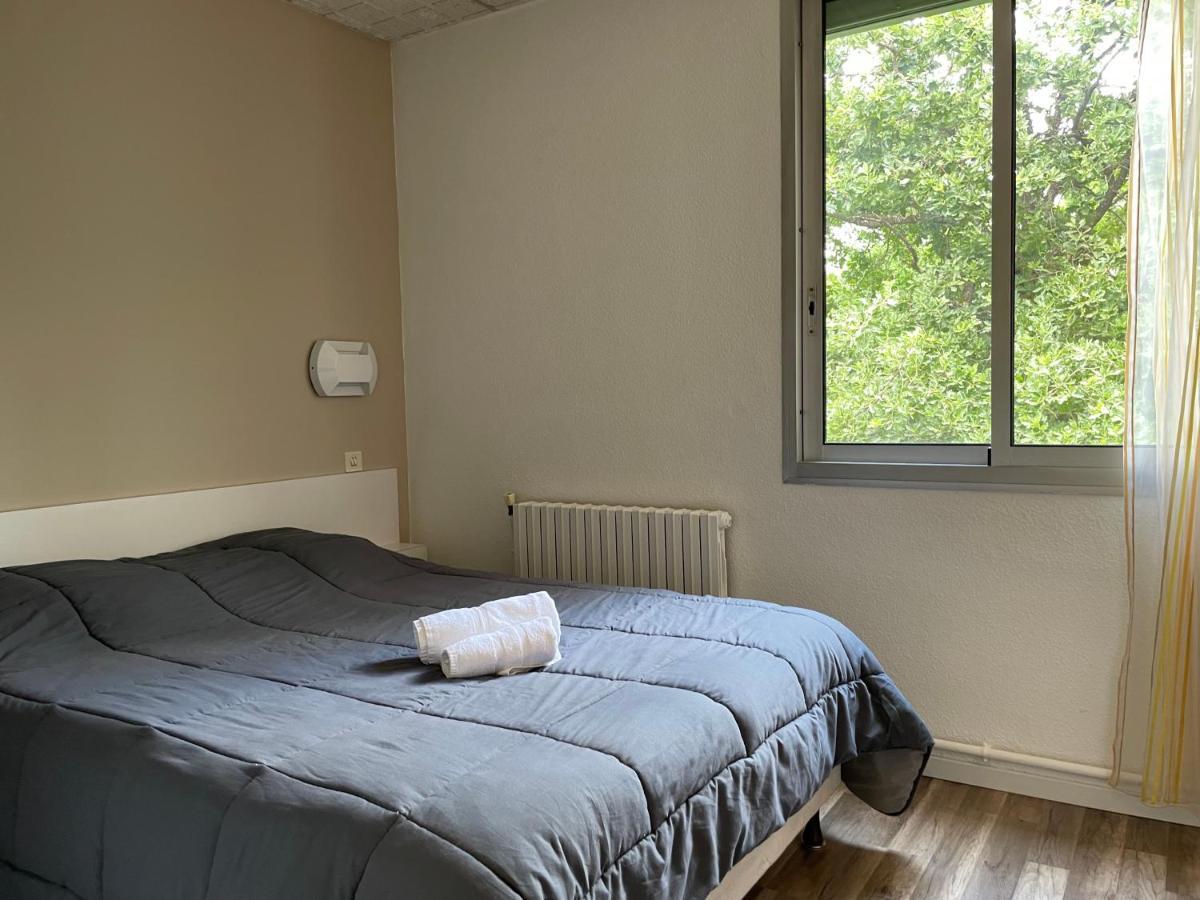 Hotel Les Chenes Sisteron Esterno foto