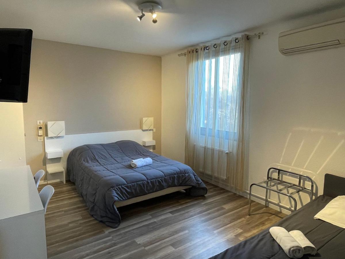 Hotel Les Chenes Sisteron Esterno foto