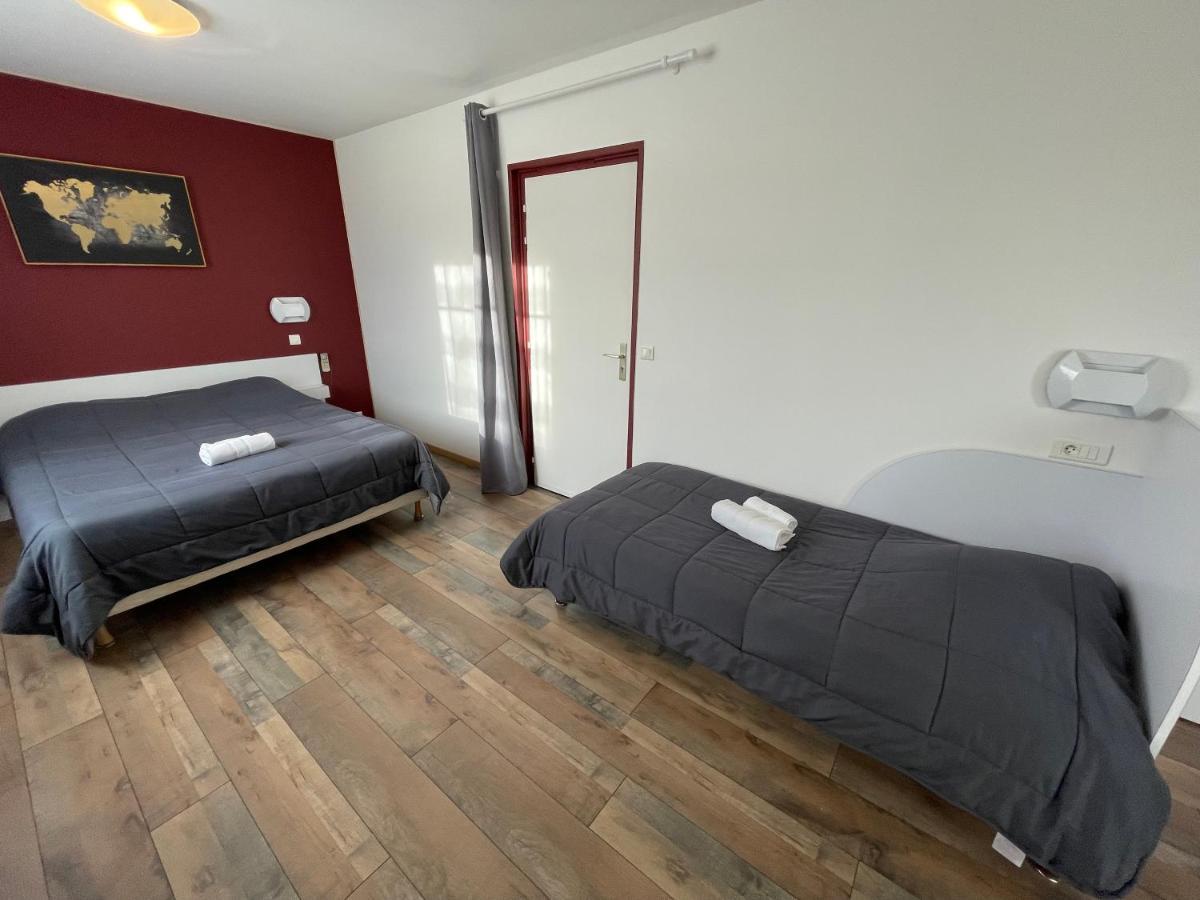 Hotel Les Chenes Sisteron Esterno foto