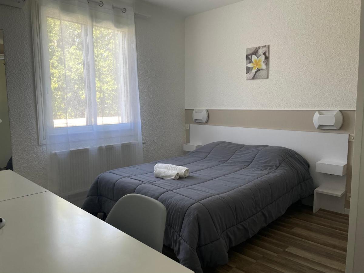 Hotel Les Chenes Sisteron Esterno foto