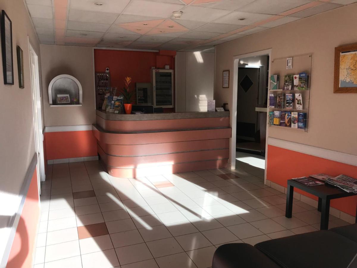 Hotel Les Chenes Sisteron Esterno foto