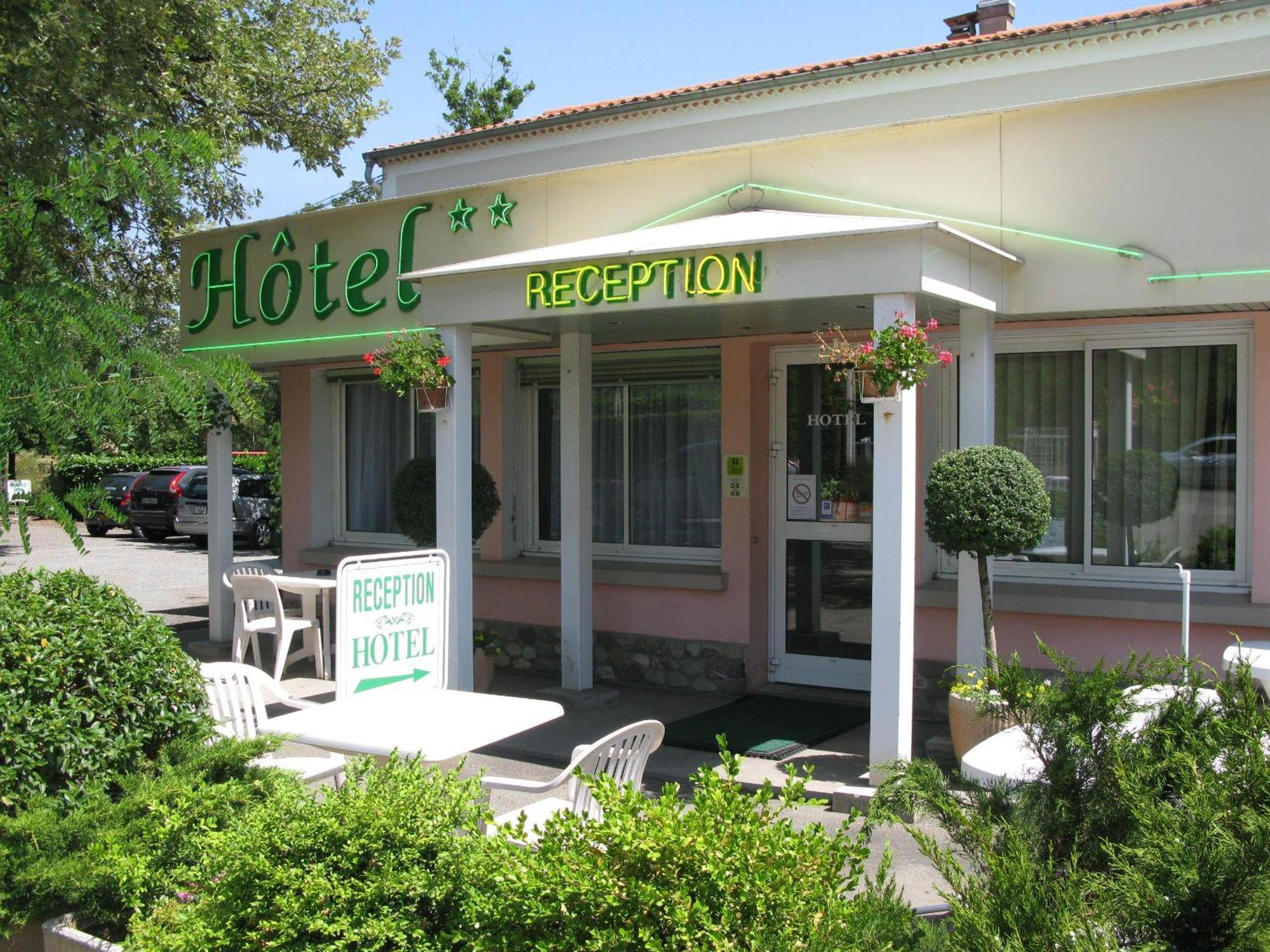 Hotel Les Chenes Sisteron Esterno foto